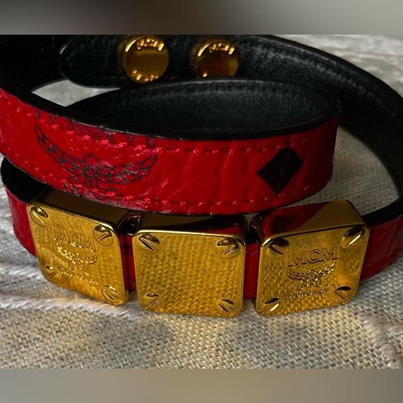 MCM Authentic Red Double Wrap Leather Bracelet - Picture 11 of 13